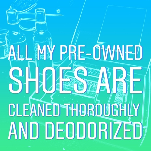 Shoes/Kicks/Feet Warmers etc - Picture 2 of 3